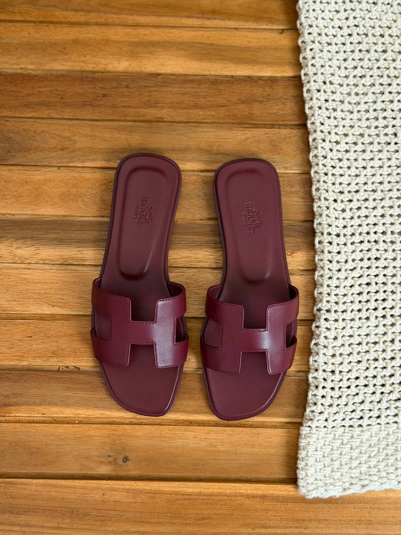 slippers