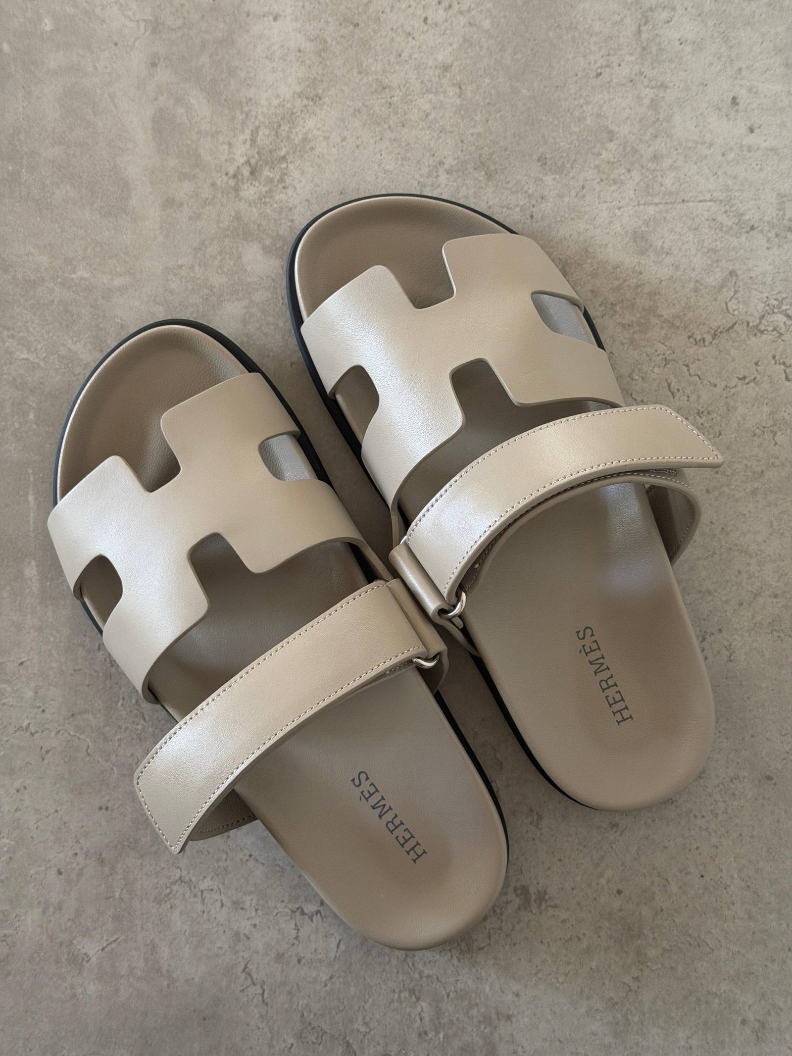 slippers