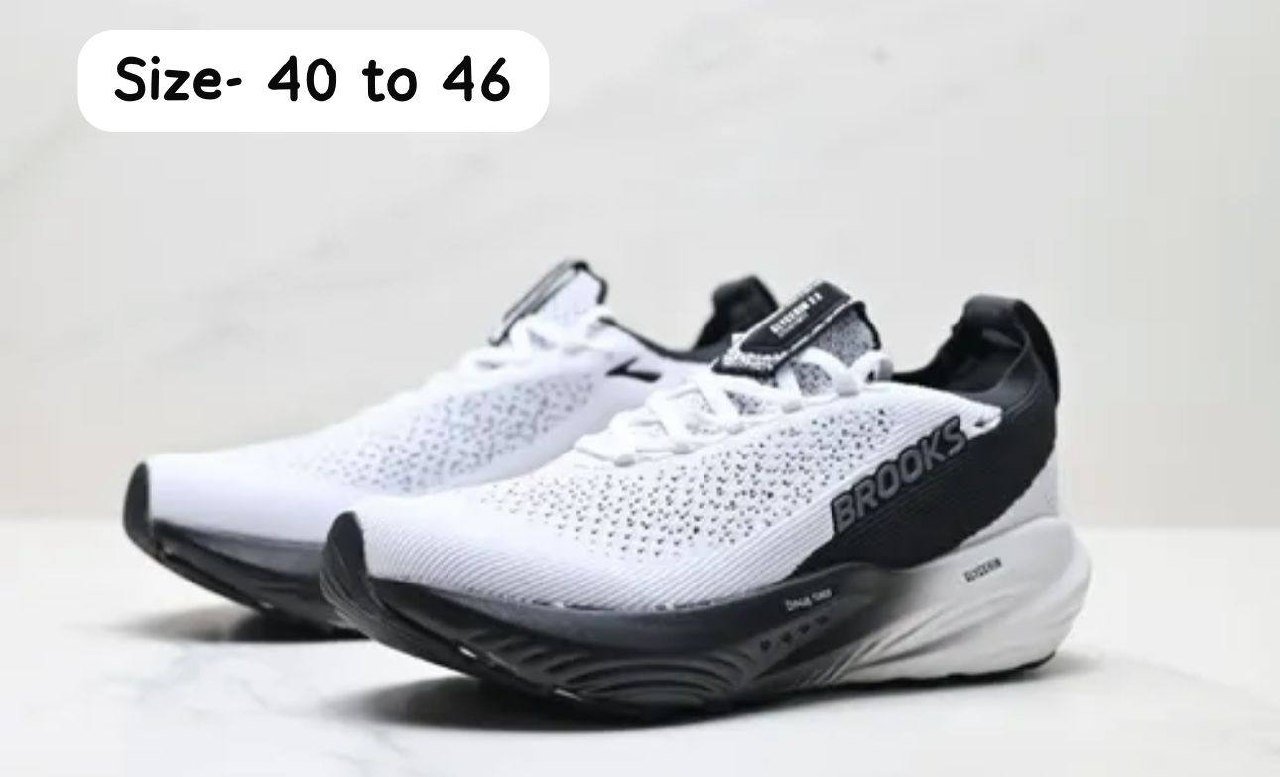 Sports shoes
