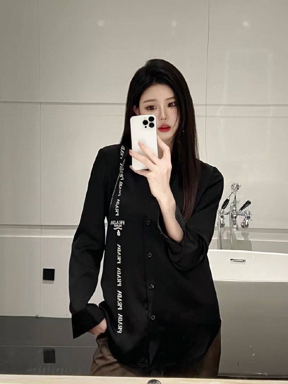 Women's shirt