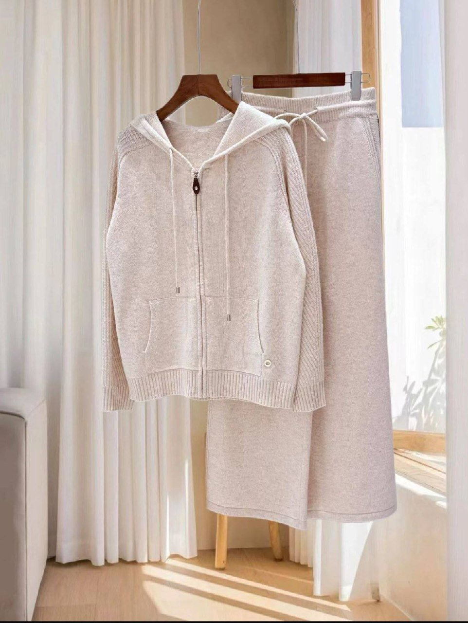 Women's set