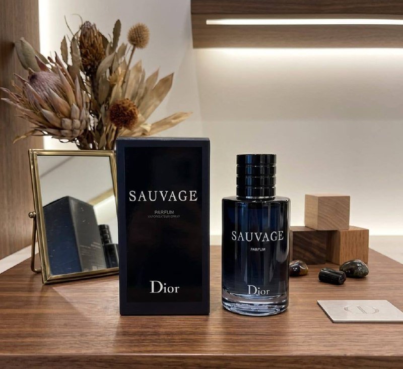 luxurious perfume