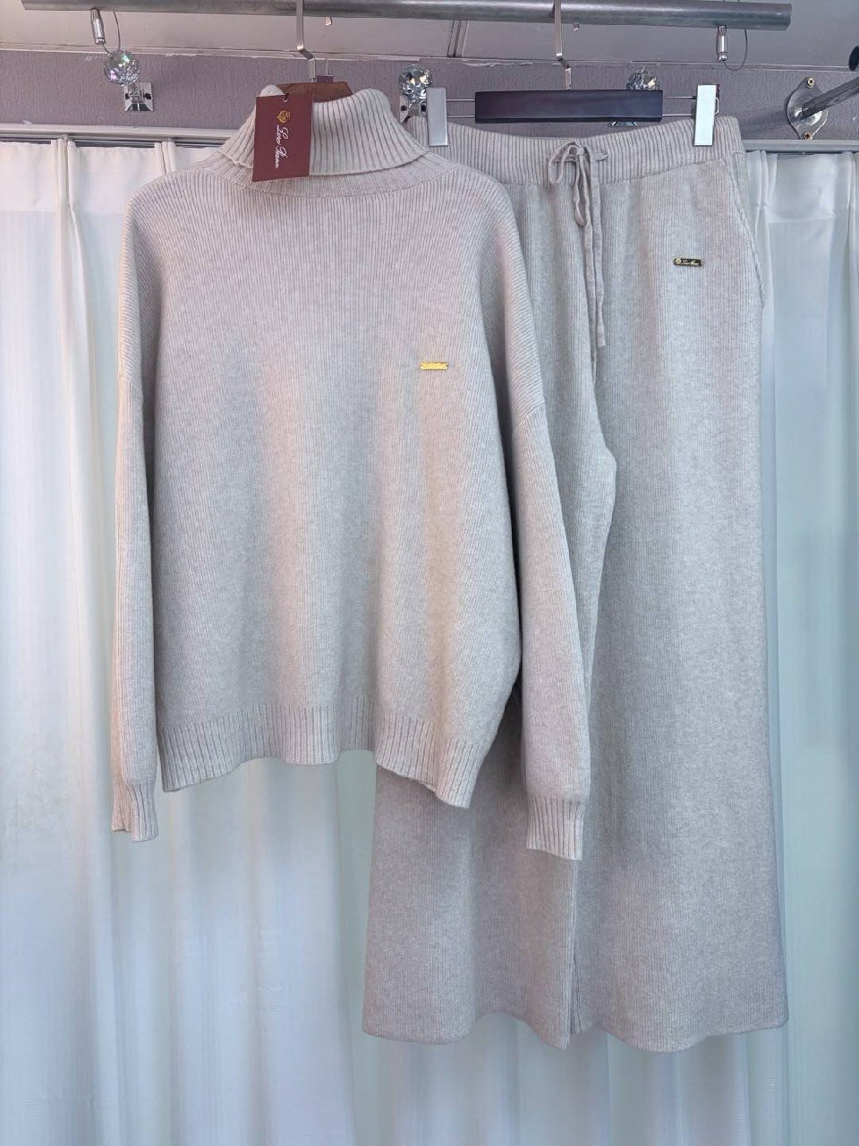 Women's sets